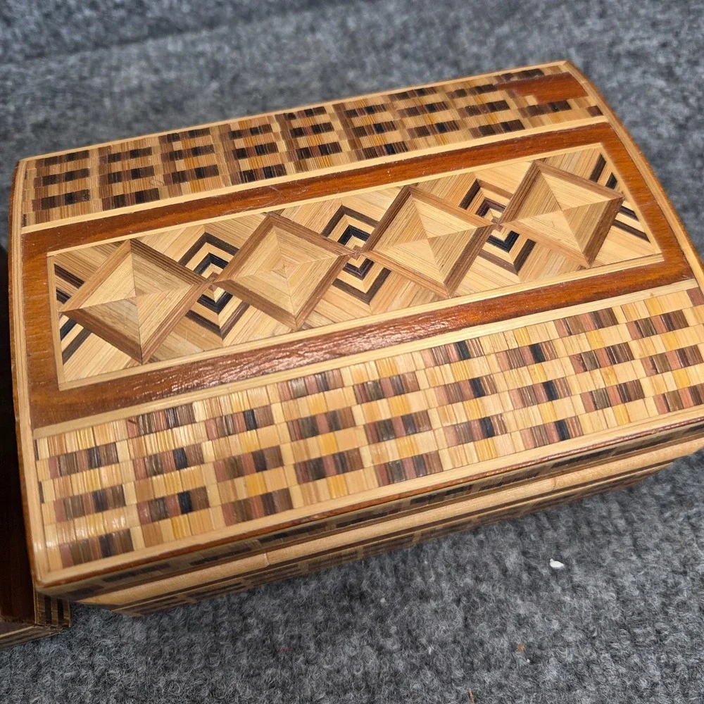 2 Vintage Hand Carved Wooden Trinket Box with‎ Straw Ornament USSR RUSSIA
